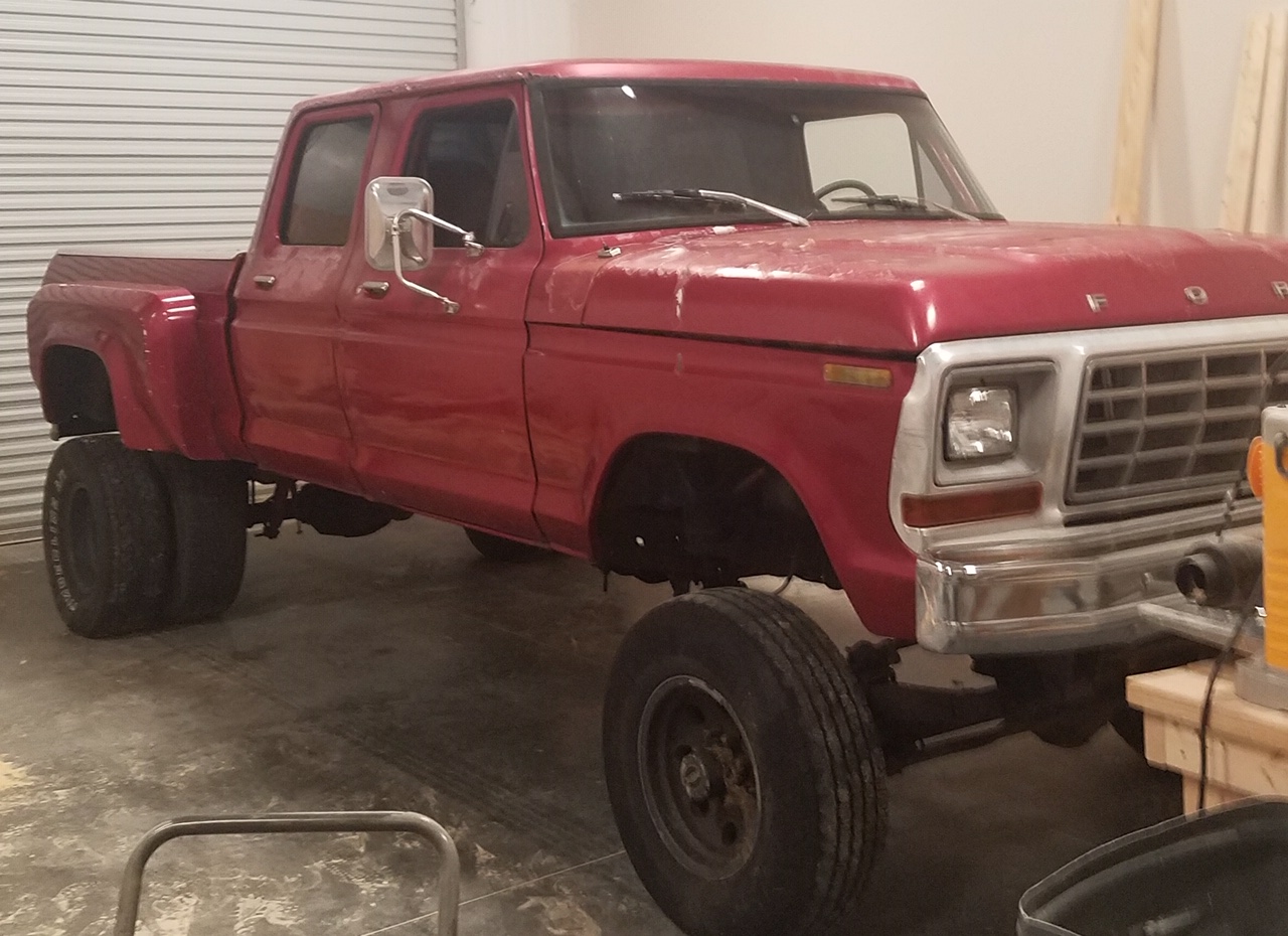 17 Year Old Built His Dream Truck 1977 Ford F250 Crew Cab 7.3L 3.jpeg