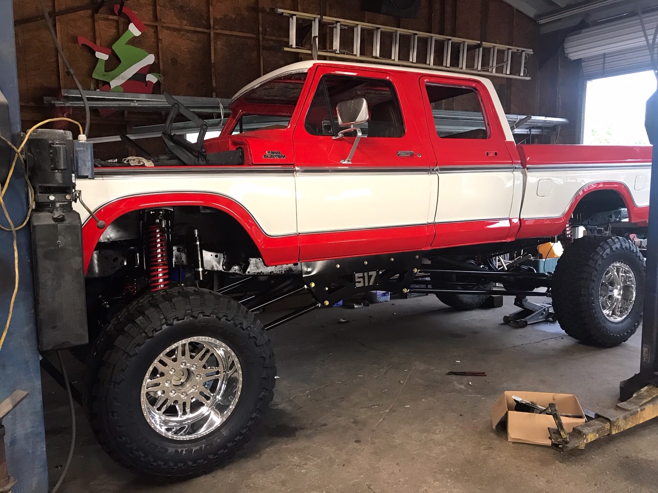 17 Year Old Built His Dream Truck 1977 Ford F250 Crew Cab 7.3L 7.jpeg