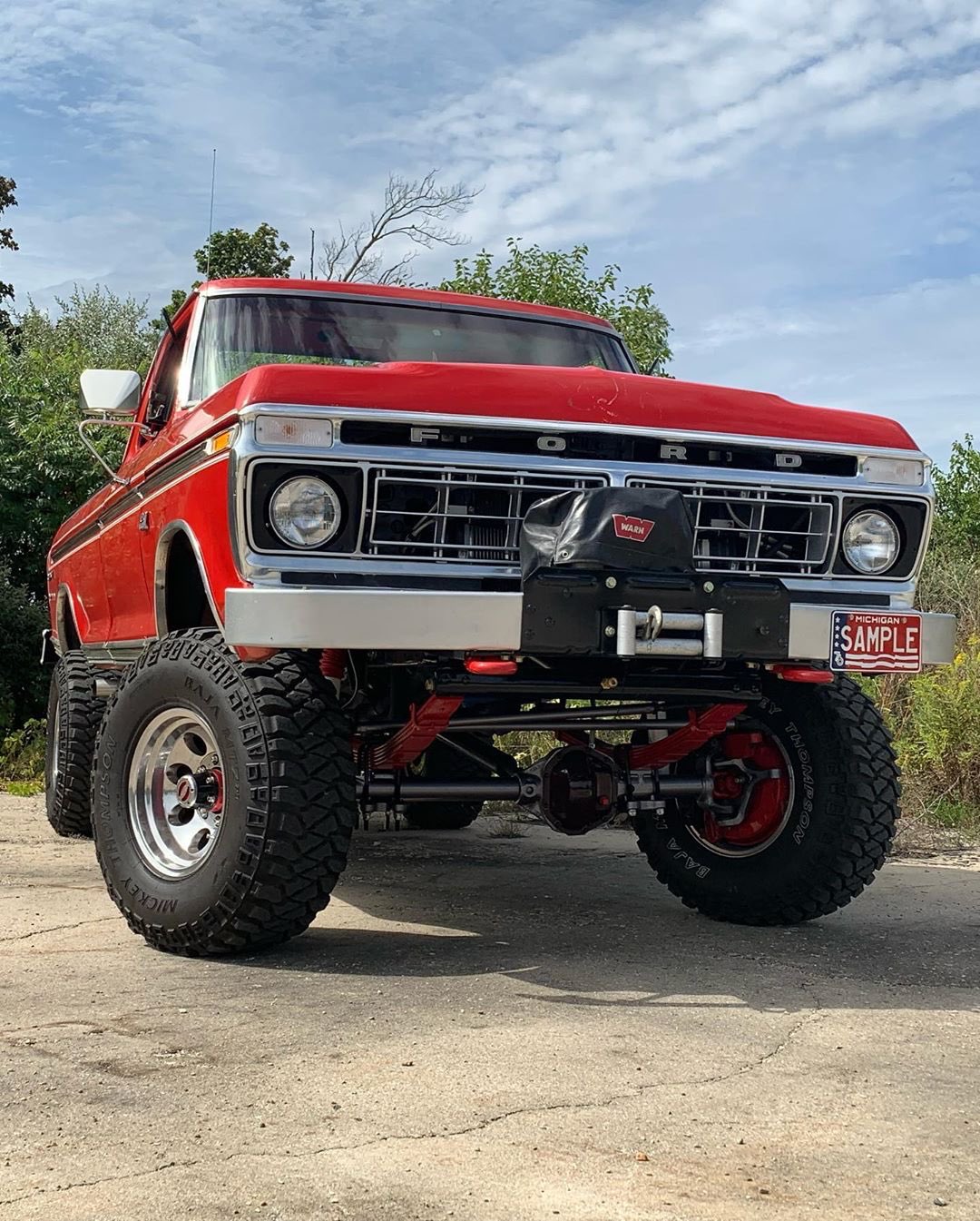 18 Year Old Built His Dream Truck 1976 Ford F250 Highboy 7.jpg