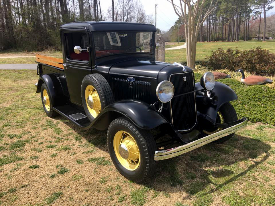 1934 Ford Pickup Stock With a 85 HP 7.jpg