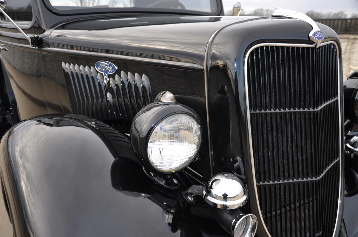 1935 Ford Pickup 4x4 Dually 8.jpg