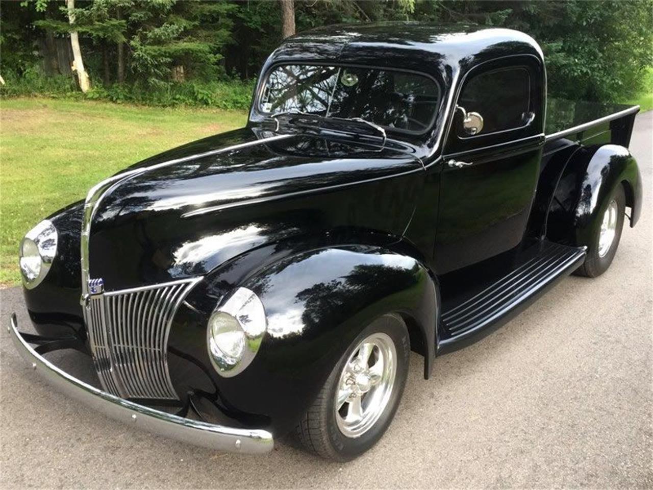 1940 Ford Pickup With a 289 HiPo 2.jpg