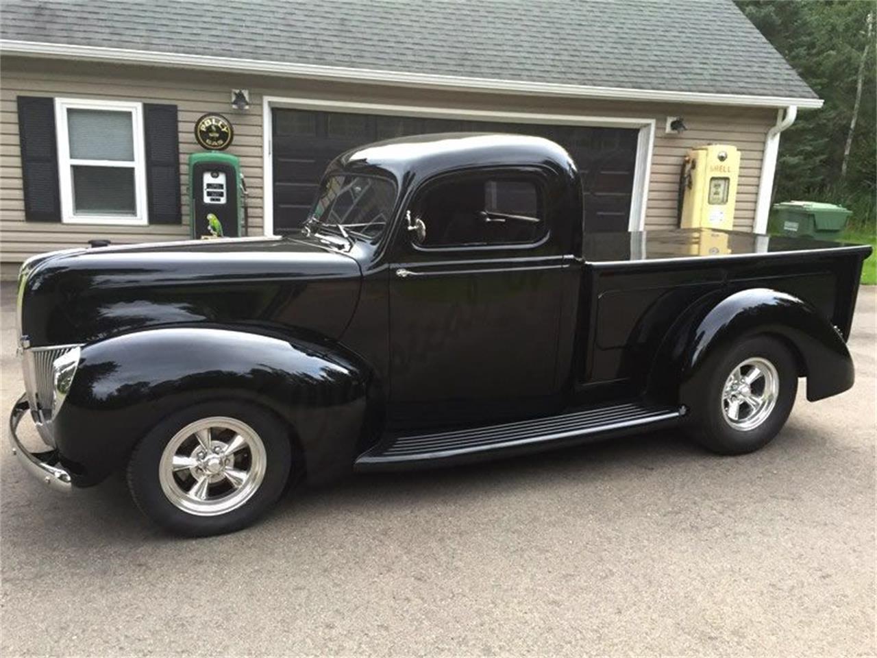 1940 Ford Pickup With a 289 HiPo 3.jpg