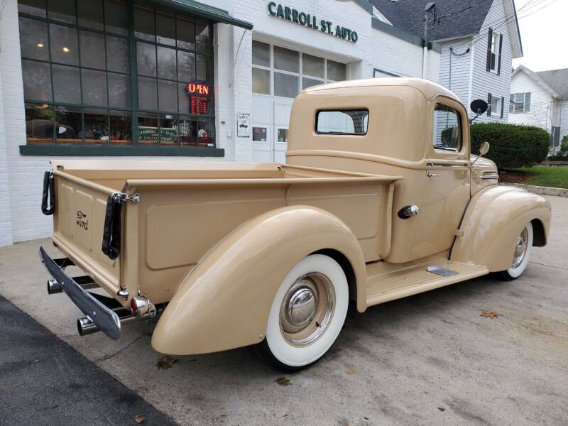 1946 Ford F100 Flathead V8 5-Speed 5.jpg