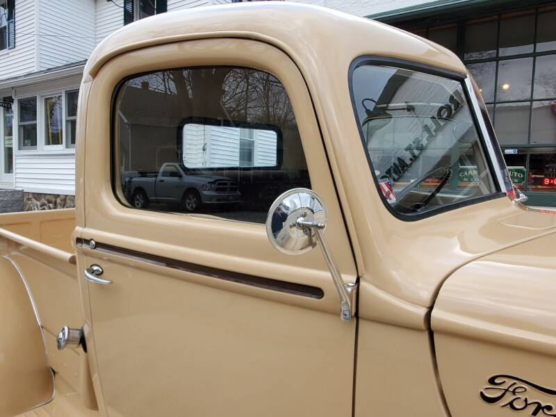 1946 Ford F100 Flathead V8 5-Speed 8.jpg