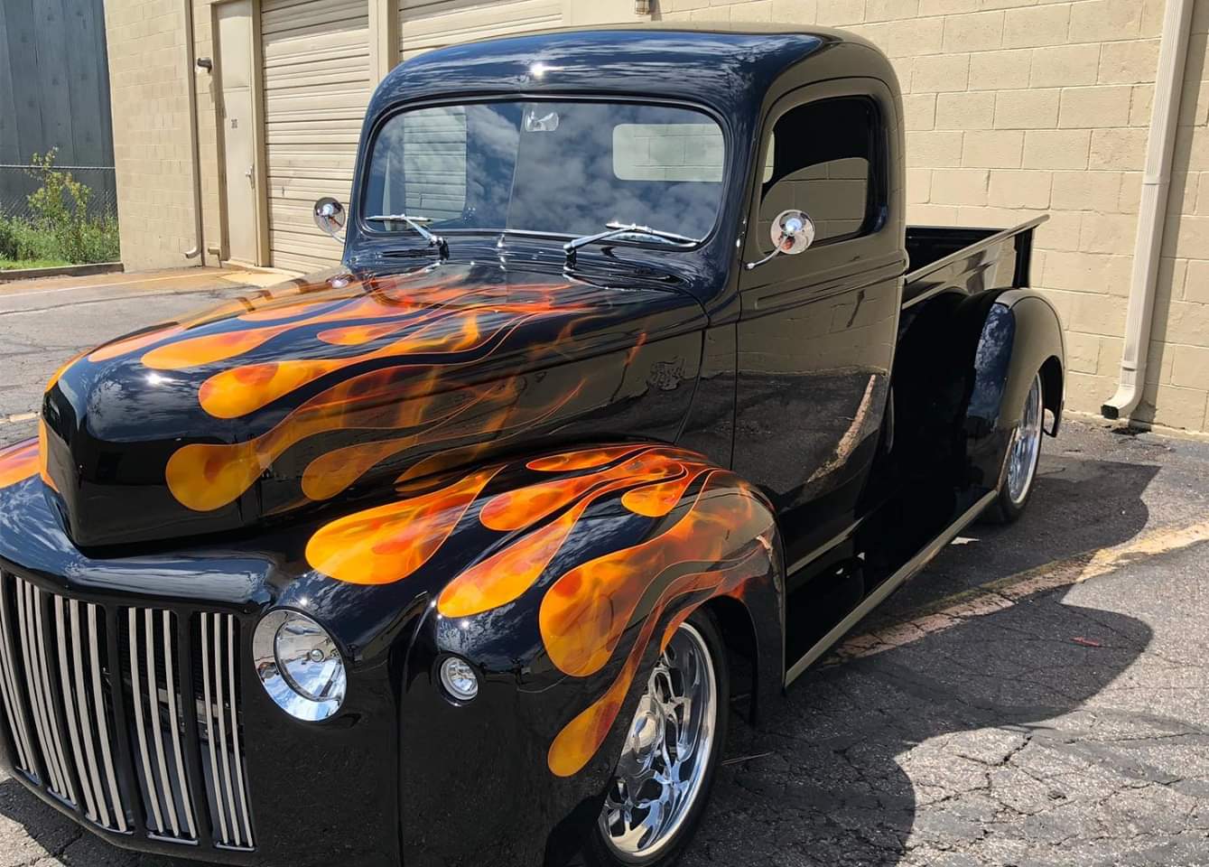 1946 Ford Pickup Truck With 535 HP 11.jpg