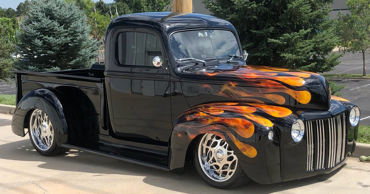 1946 Ford Pickup Truck With 535 HP.jpg