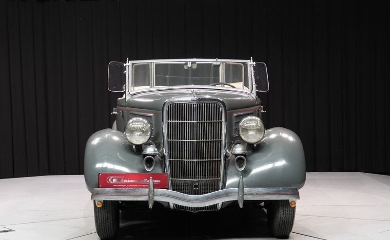 1948 Ford V8 4 Door Phaeton '35 2.jpg