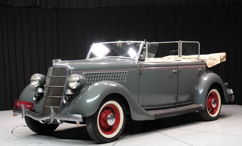 1948 Ford V8 4 Door Phaeton '35 4.jpg