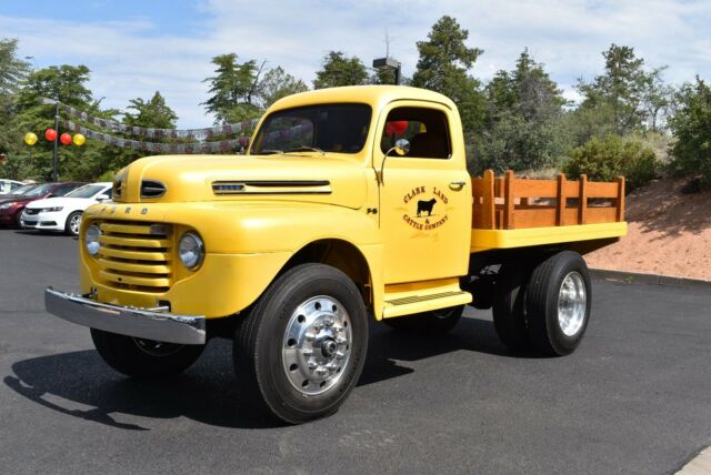 1949 Ford Truck F6 2Ton Dumpbed 4wd Show Truck 12.jpg