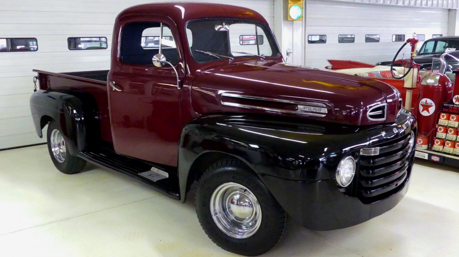 1950 FORD F-1 PICKUP TRUCK 2.jpg