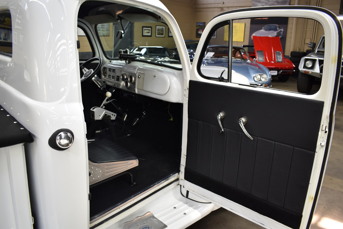 1950 Ford F-1 Pickup Truck 460ci Powered 9.jpg