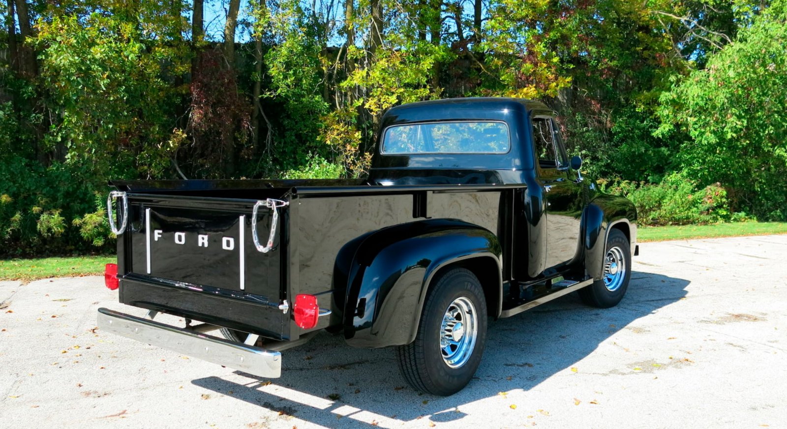 1955 Ford F-250 Pickup Truck 4x4 2.JPG