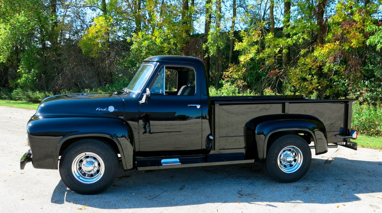 1955 Ford F-250 Pickup Truck 4x4 3.JPG