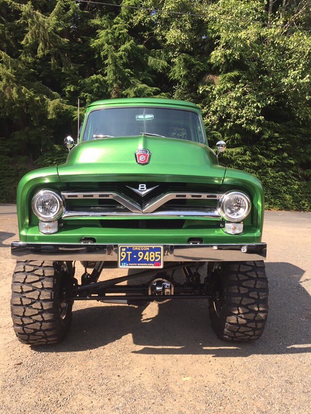 1955 Ford F100 With a 460 4x4 6.jpg