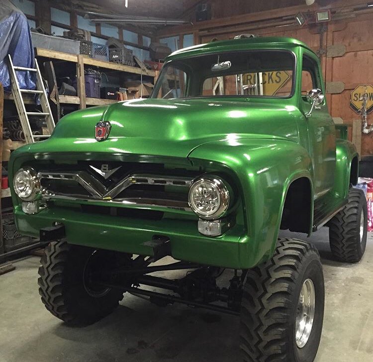 1955 Ford F100 With a 460 4x4 7.jpg