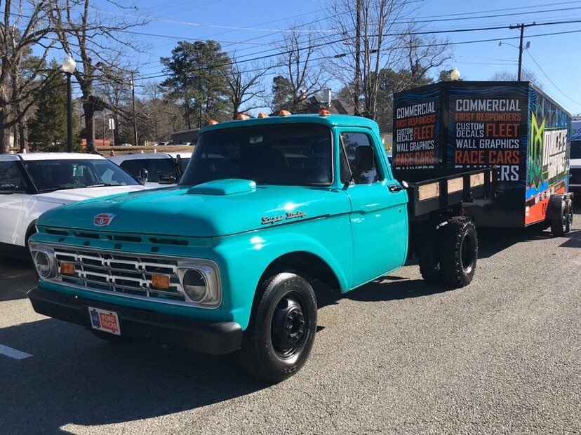 1963 Ford F-100 390FT Big Block 4 Speed 4.jpg