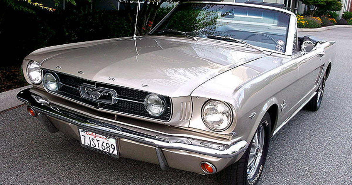 1965 FORD MUSTANG CONVERTIBLE 1.jpg