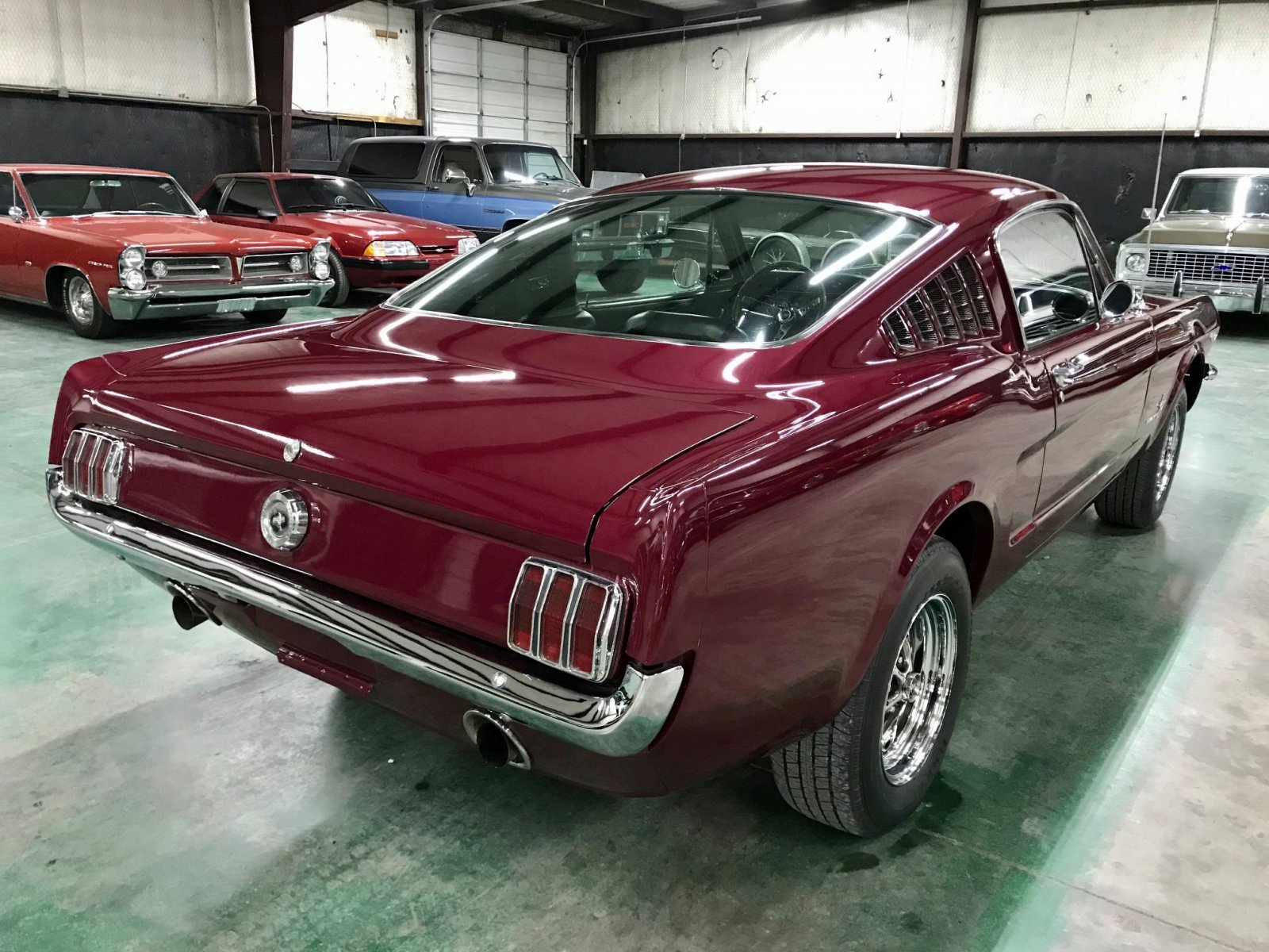 1965 FORD MUSTANG FASTBACK 289 V8 VINTAGE BURGUNDY 2.jpg