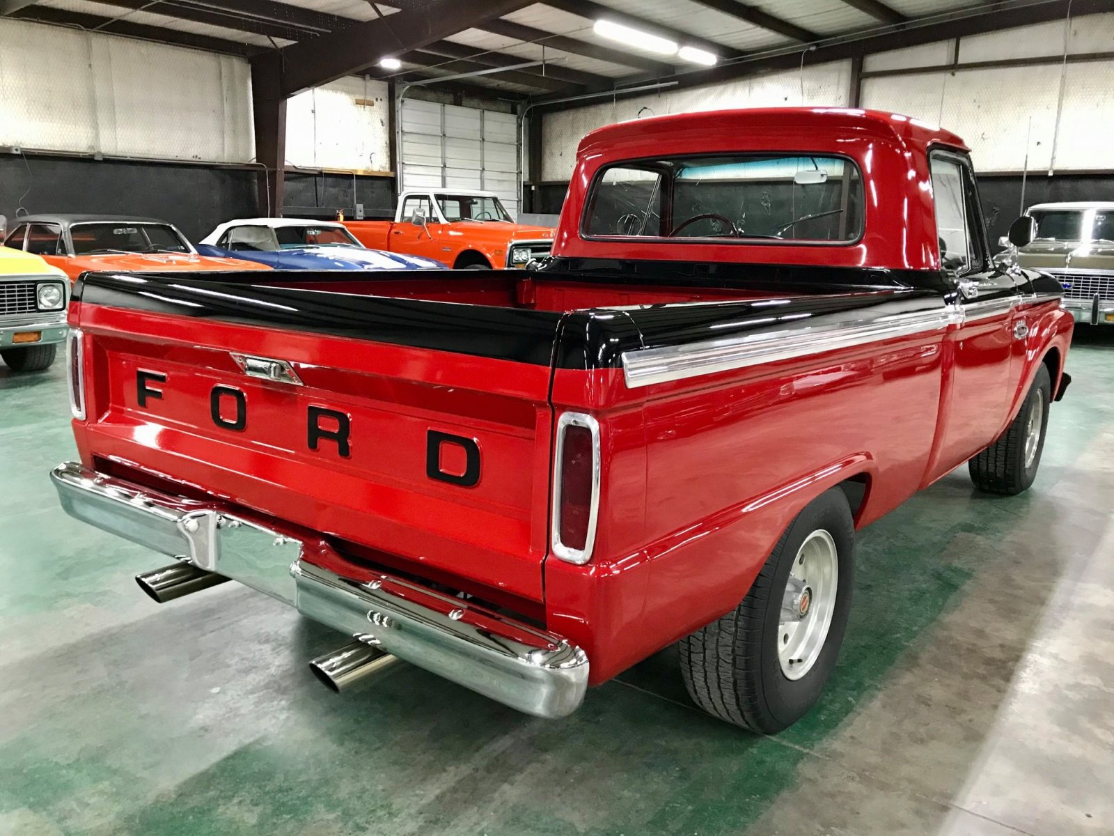 1966 Ford F-100 Custom Cab 429ci Big Block V8 3.jpg