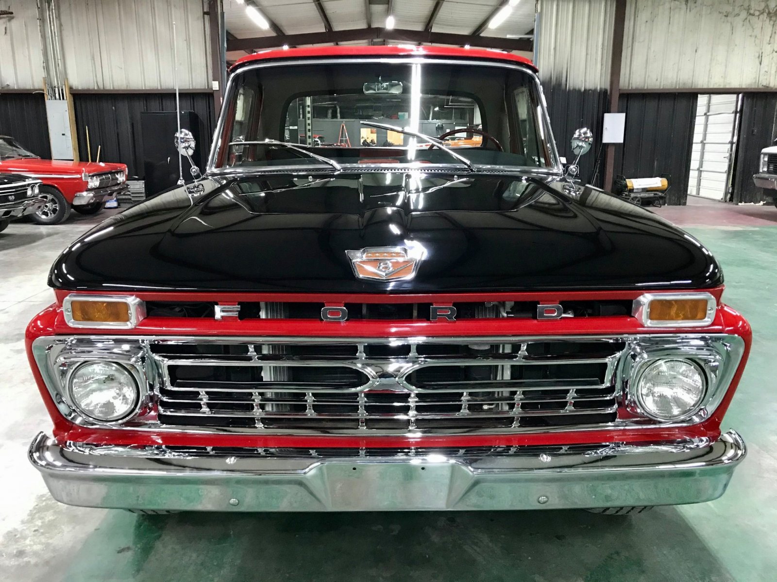 1966 Ford F-100 Custom Cab 429ci Big Block V8 8.jpg