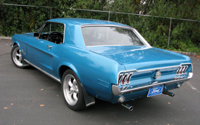 1968 Ford Mustang Coupe V8 1.jpg