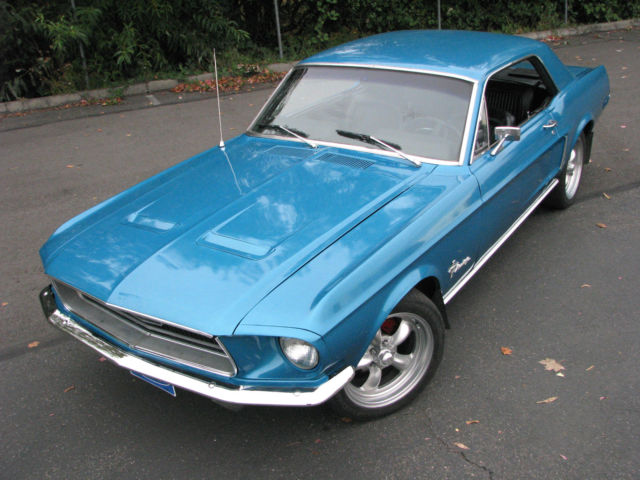 1968 Ford Mustang Coupe V8 2.jpg