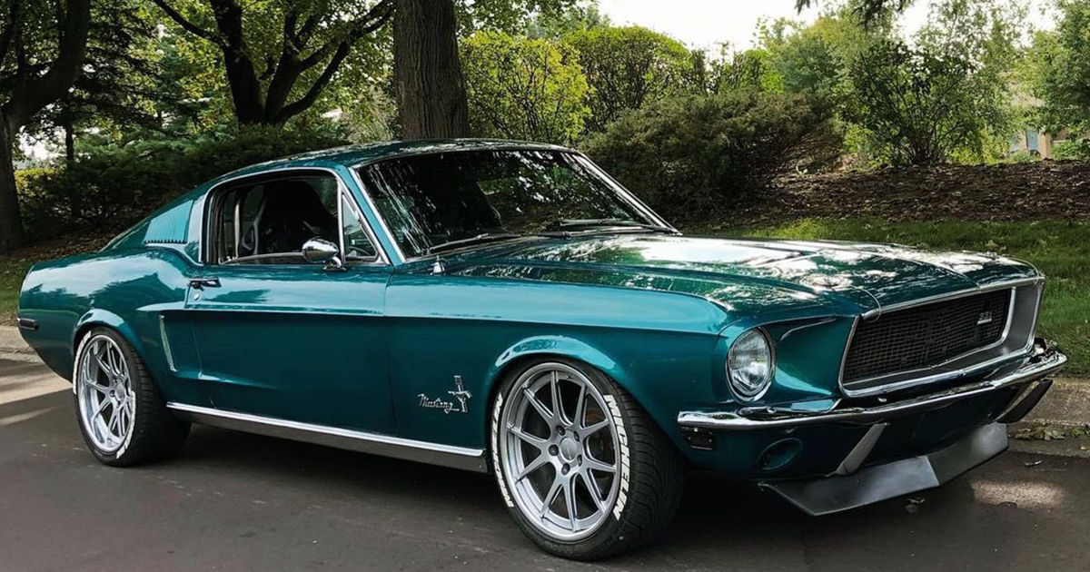 1968 Ford Mustang Fastback Pacific Green.jpg
