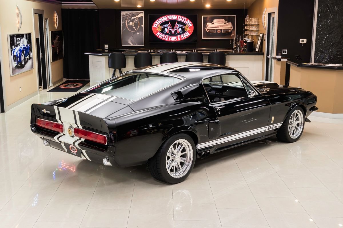 1968-ford-mustang-fastback-restomod (1).jpg