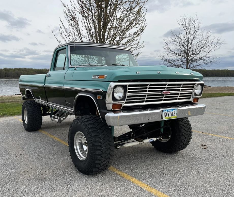 1969 Ford F-250 Ranger 4×4 5.JPG