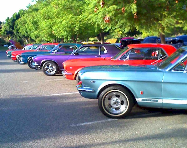 1969 Ford Mustang Hardtop Wild Violet Purple 4.jpg