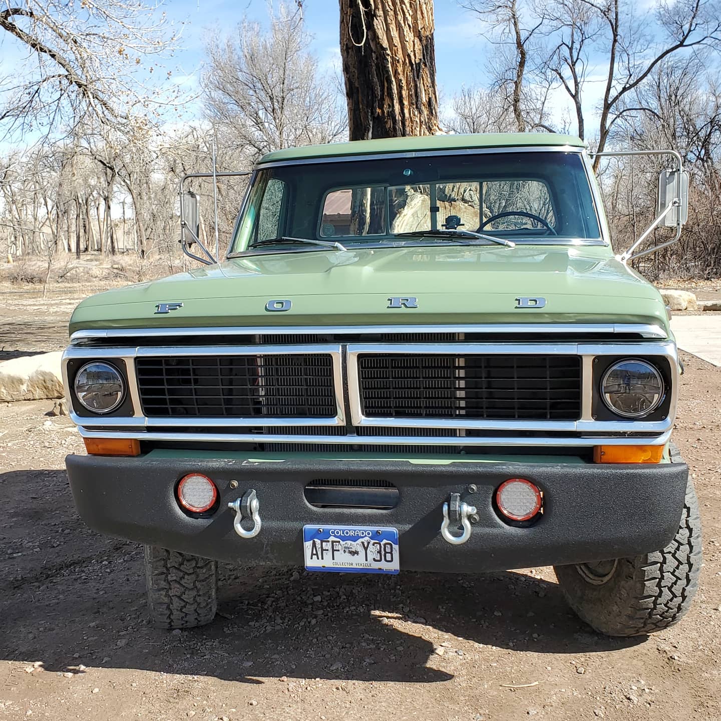 1970 Ford F-250 4x4 Powered By a 460 V8, Boxwood Green 2.jpg