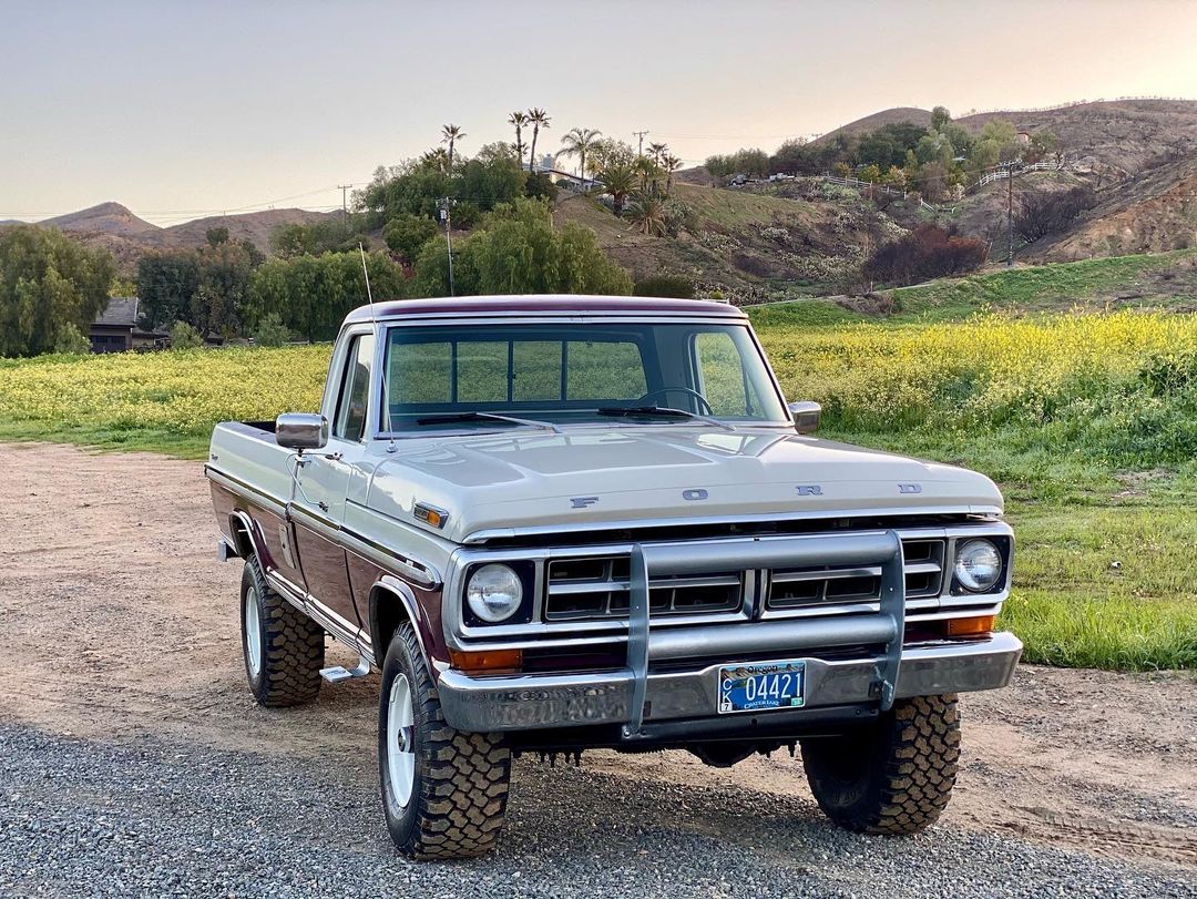 1971 Ford F-250 Highboy 4x4 4.jpg