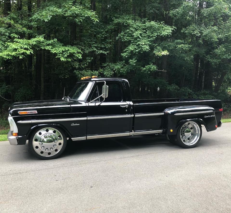 1971 Ford F-350 With a 390 Big Block Dually 4.jpg