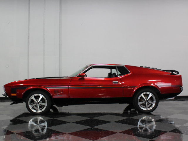 1971 Ford Mustang Mach 1 Candy Apple Red 2.jpg
