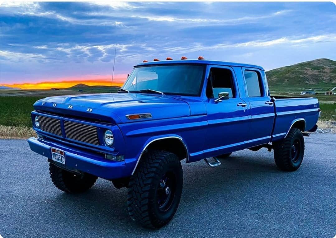 1972 Ford F-250 Highboy Crew Cab 4x4 Fully Restored 7.jpg