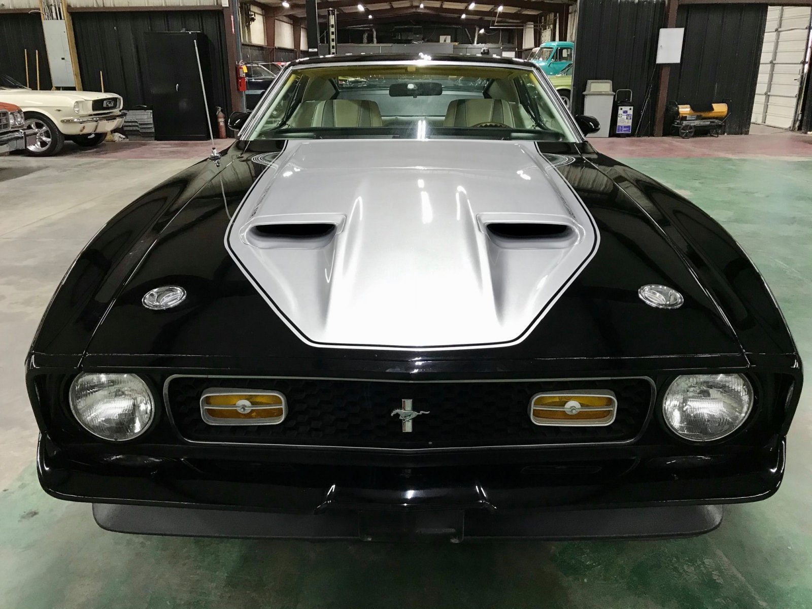 1972 Ford Mustang Mach 1 With 351-4V Cobra Jet Engine 6.jpg