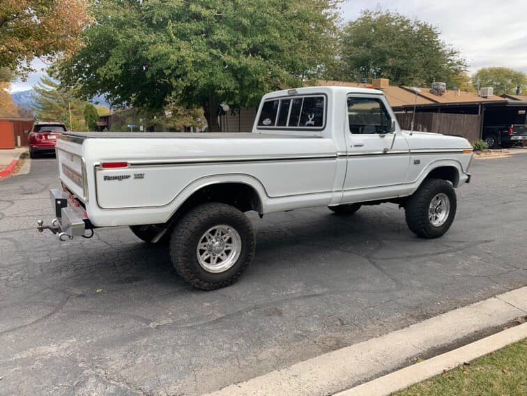 1974 Ford F-250 Ranger XLT Built a Very Healthy 390 www.FordDaily.net 5.jpg