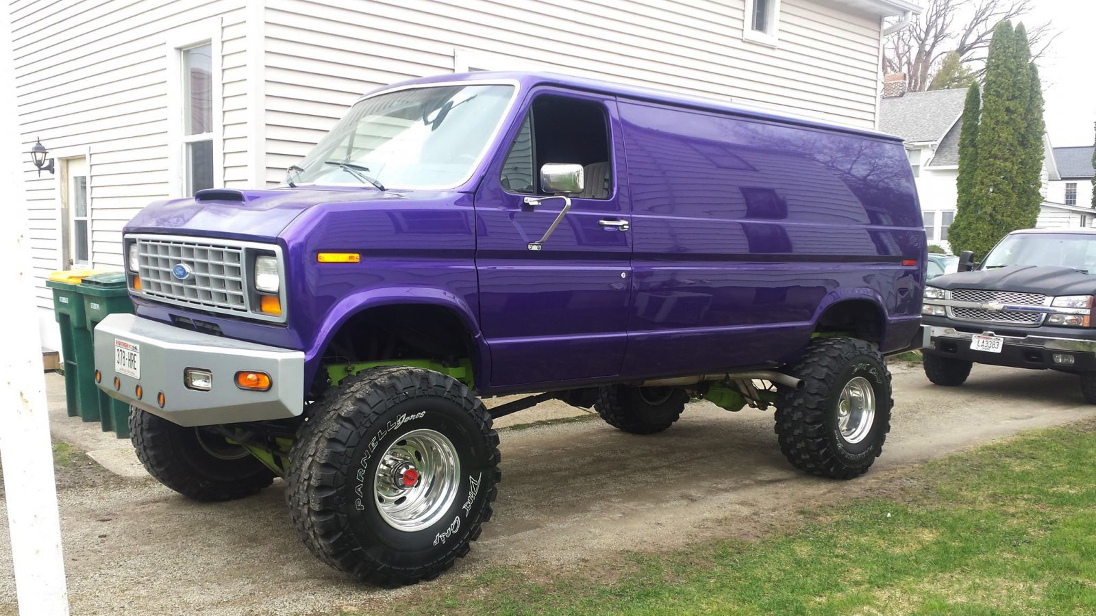 1976 Ford E350 With a 390 Big Block 4x4 5.jpg
