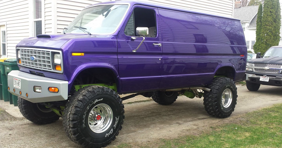 1976 Ford E350 With a 390 Big Block 4x4.jpg