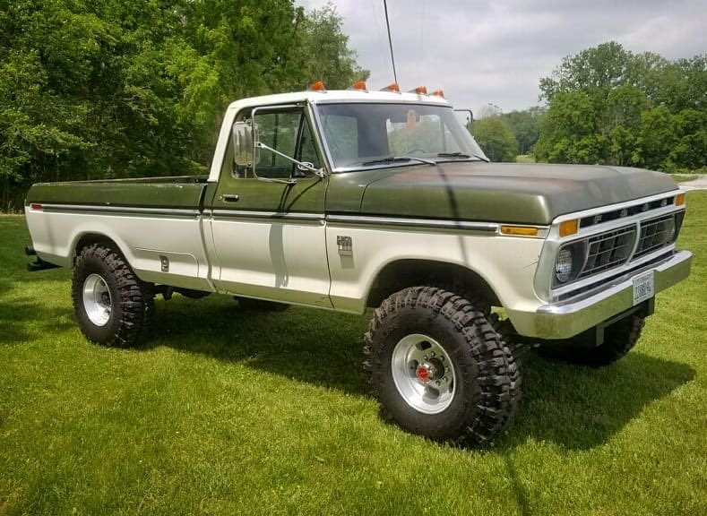 1976 Ford F-250 Camper Special With a 460 Big Block 3.jpg