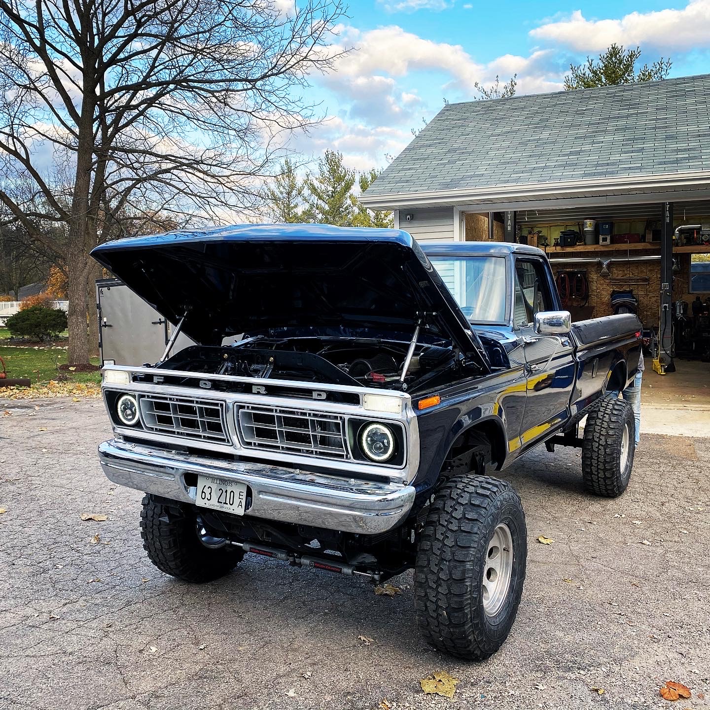 1976 Ford F150 With a 7.3L Powerstroke 11.jpeg