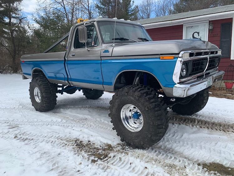 1976 Ford F250 With a 390 FE on Boggers 5.png