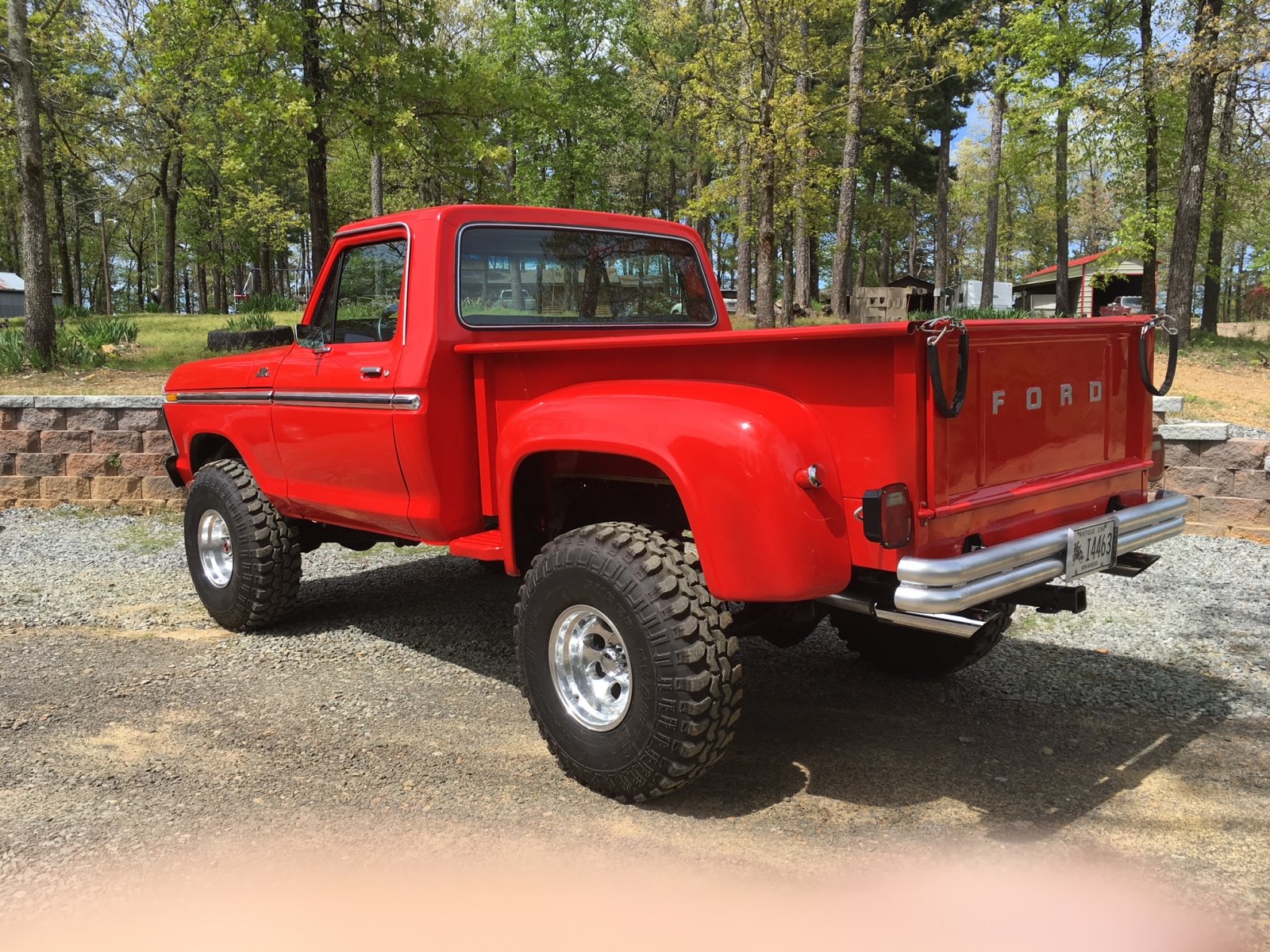1977 Ford F-150 6” Lift Running 36” Super Swampers 3.jpeg