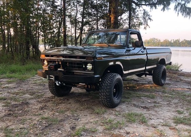 1977 Ford F-250 Highboy Swapped To 460ci 3.jpg