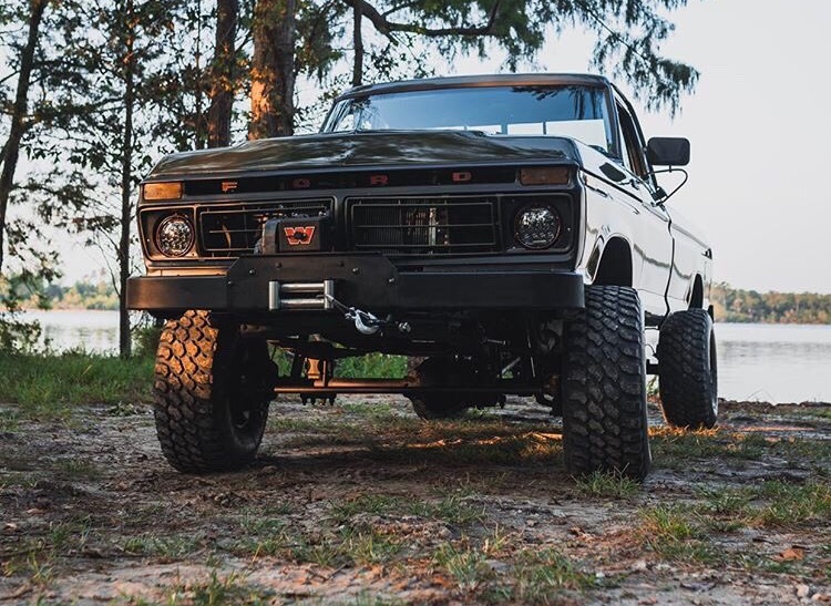 1977 Ford F-250 Highboy Swapped To 460ci 7.jpg