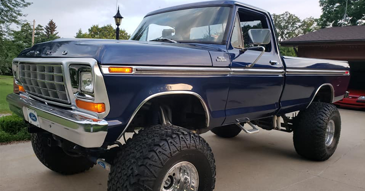 1978 F-250 With A 460 9-inch Lift With Mickey Thompson Tires.jpg