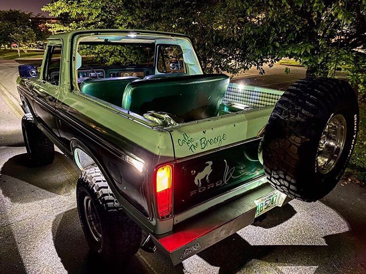 1978 Ford Bronco With a 351 Original Paint 3.jpg