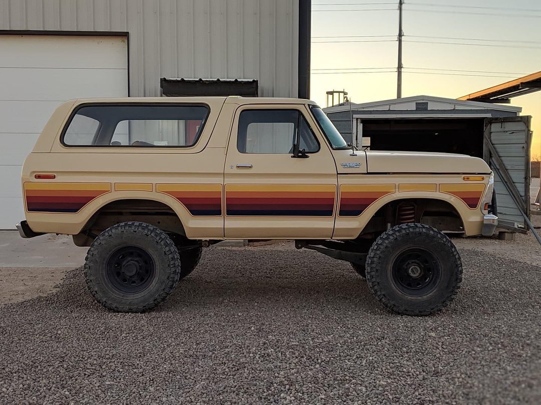 1978 FORD BRONCO WITH A 351M 4x4 4.jpg