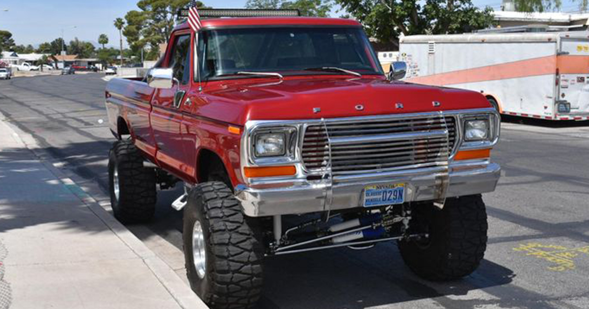 1978 Ford F-150 With a 429 ci Corvette Red paint.jpg